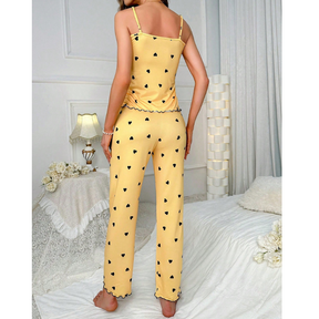 pijama-amarelo-com-coracao